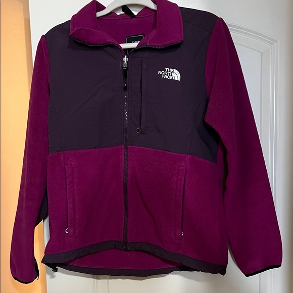 The North Face Jackets & Blazers - The North Face Women's Magenta and Purple Fleece Jacket med